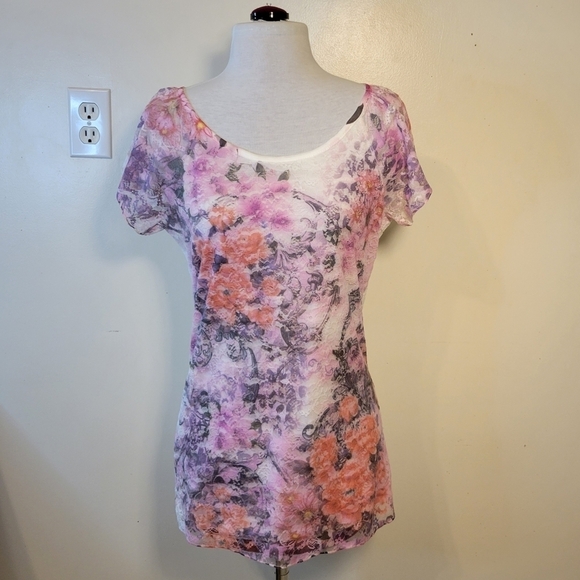 Brittany Black: Y2K Romantic Floral Lace Lined Fitted Baby doll Short Sleeve Tee - Picture 1 of 7